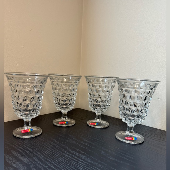 Fostoria crystal goblets (set of 4) - Picture 2 of 2
